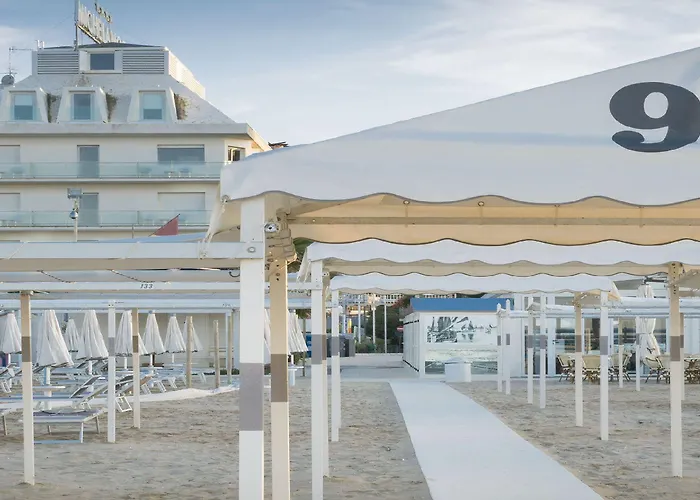 Michelangelo Hotel 4*