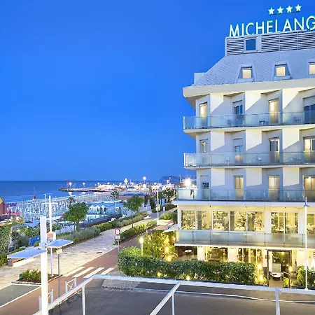 Michelangelo 4*