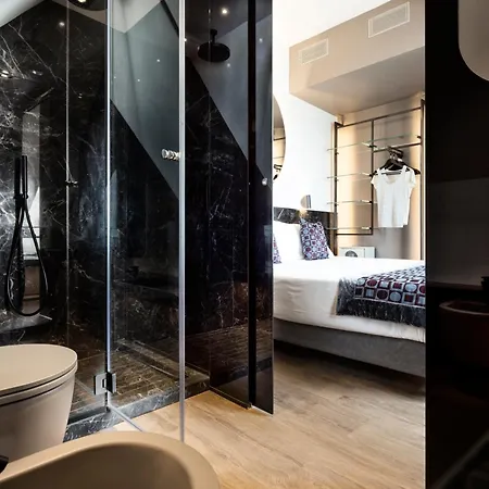 Michelangelo Hotel 4*