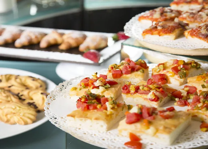 Michelangelo Отель Риччоне